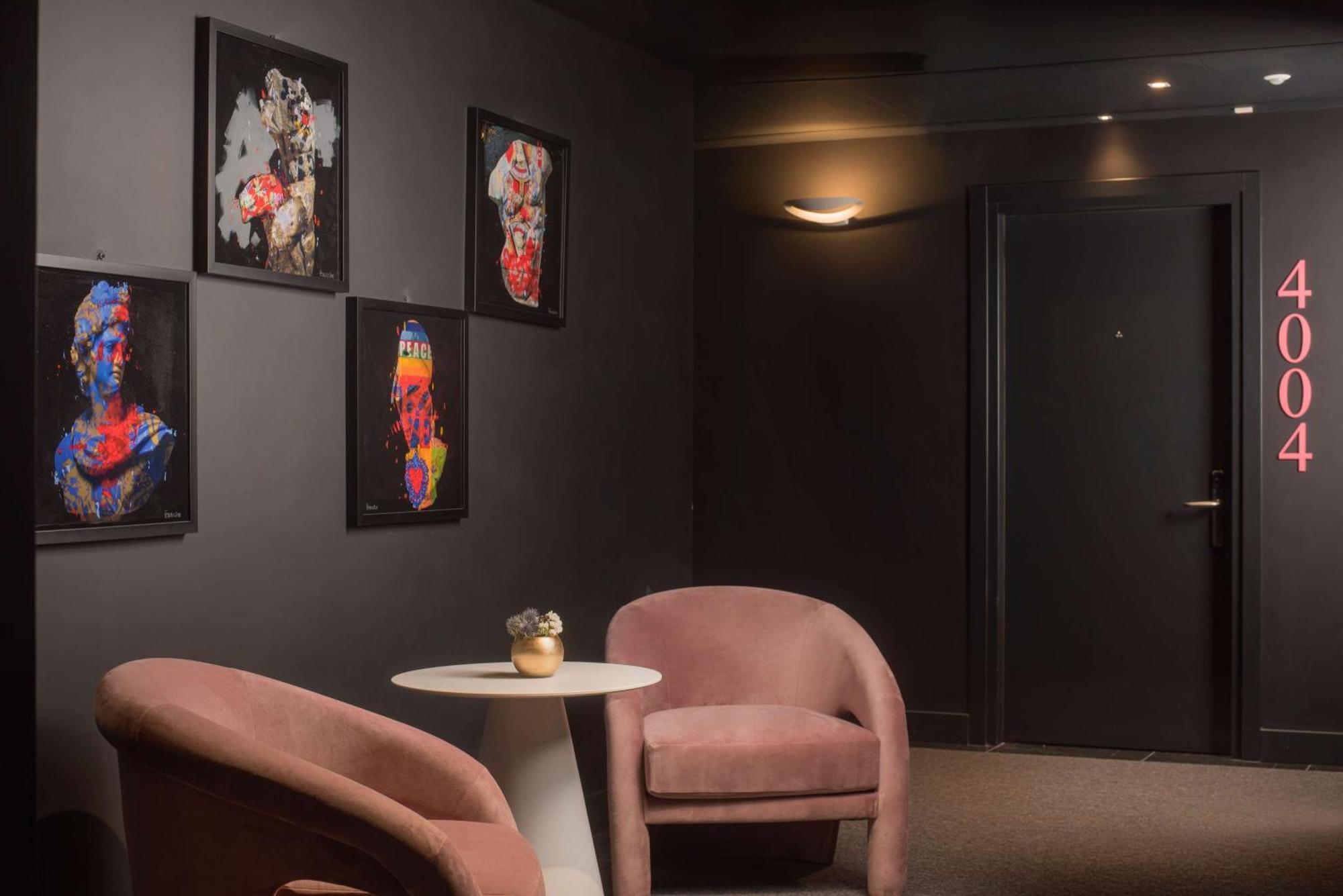 Nhow Hotel 4*