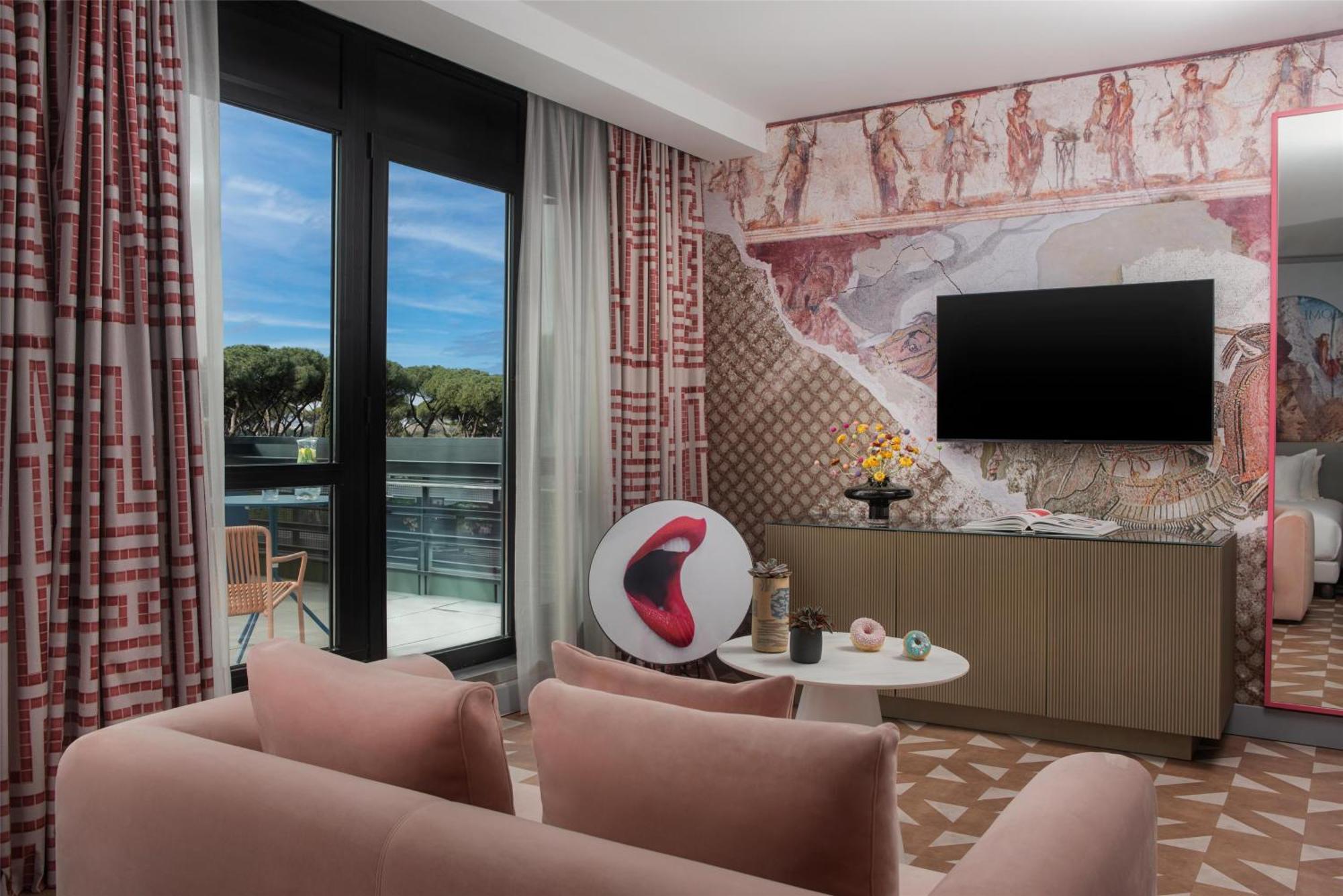 Hotel Nhow