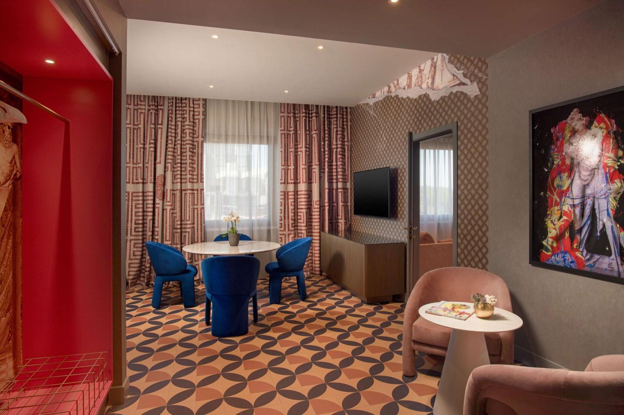 Hotel Nhow 4*